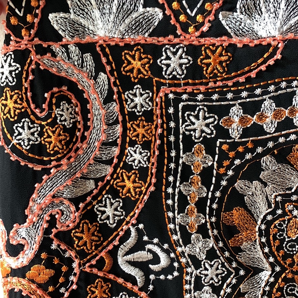 Embroidered Mini Skirt - Picture 4 of 4